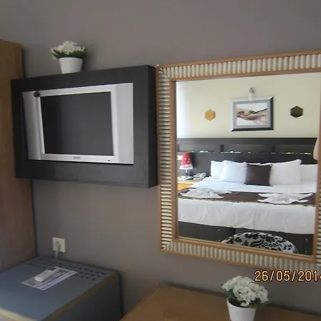 Letter Ξενοδοχείο